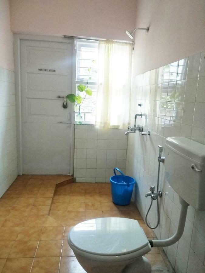 Gibbon Backpackers Hostel Guwahati Zewnętrze zdjęcie