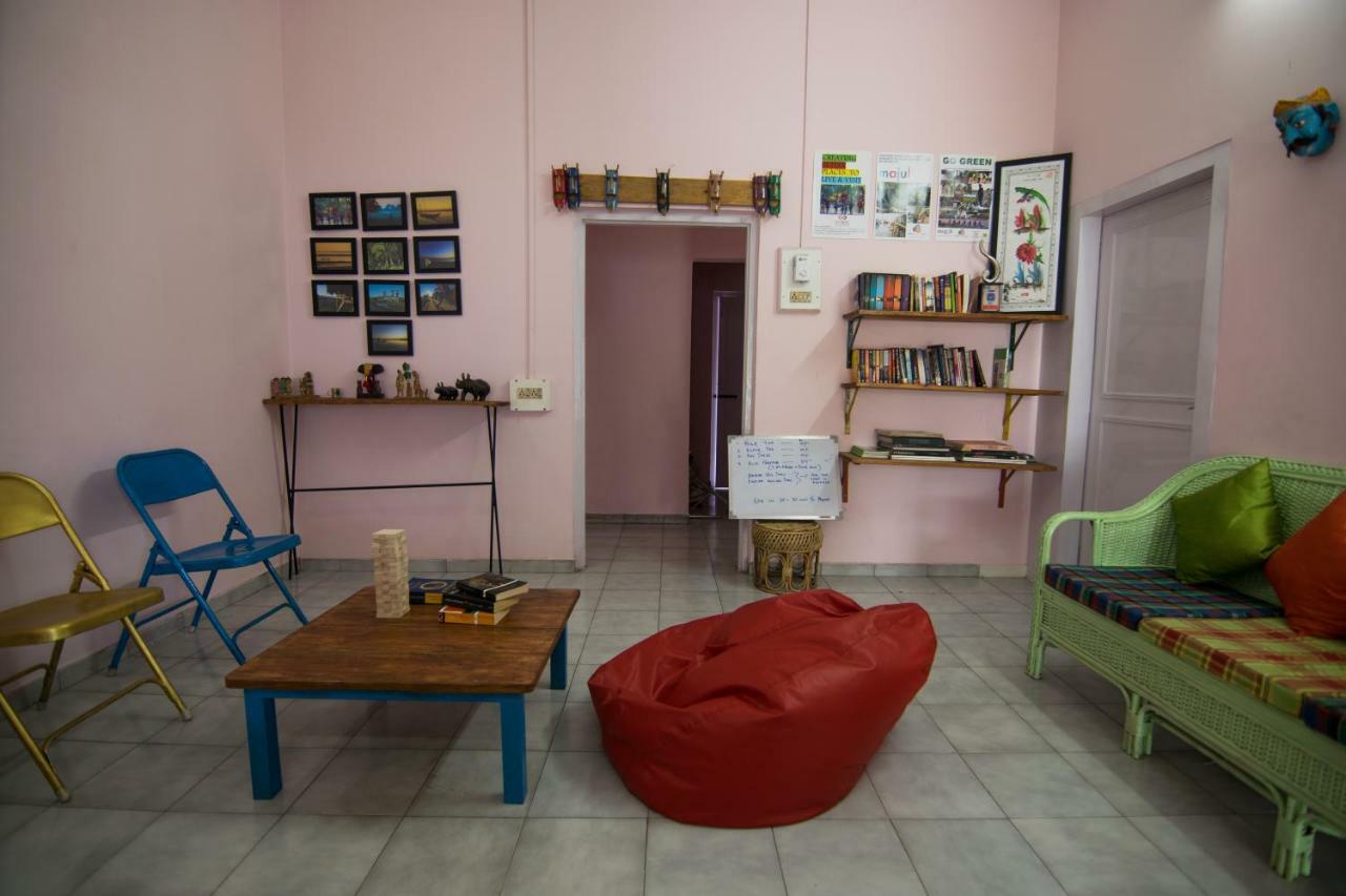 Gibbon Backpackers Hostel Guwahati Zewnętrze zdjęcie